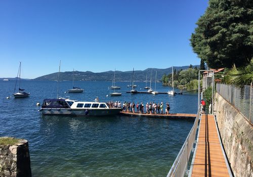 Pontile galleggiante dell'hotel per le escursioni barche